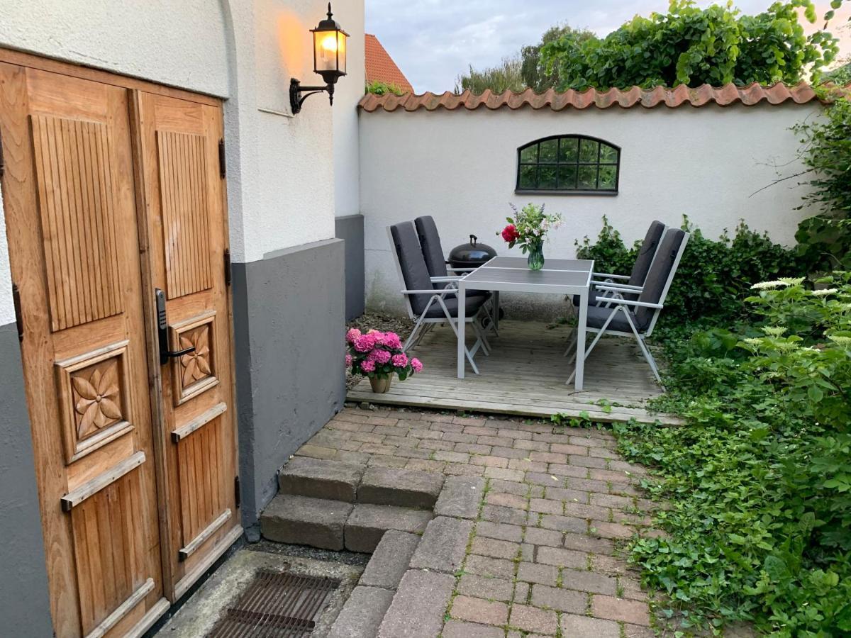 Charmigt i centrala Ystad Esterno foto